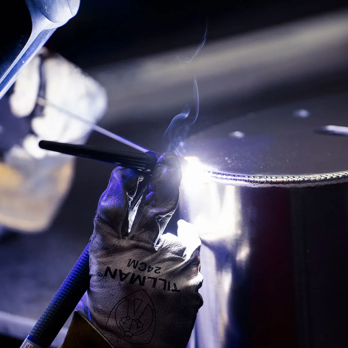 Resistance spot welding of sheet metal components at Chapco, Inc.: controlled heat and pressure joining for steel and stainless steel assemblies